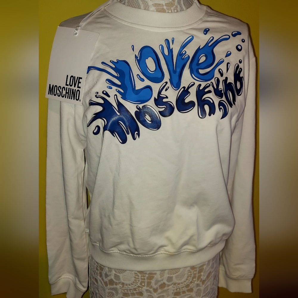 Love Moschino top
